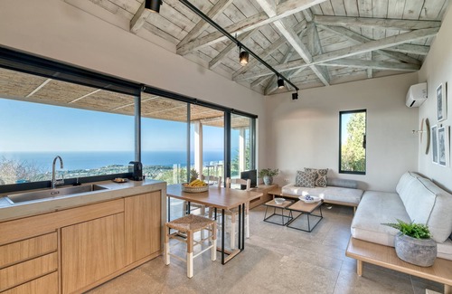 Kavallos Villa | Residence with Private Pool - with Panoramic View, Art Blue Villas