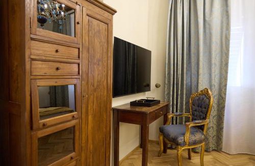 Sant' Ambrogio House | Residenza Maglioni in San Pierino