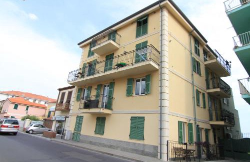 Riva Ligure Apartment | Residenza Marina