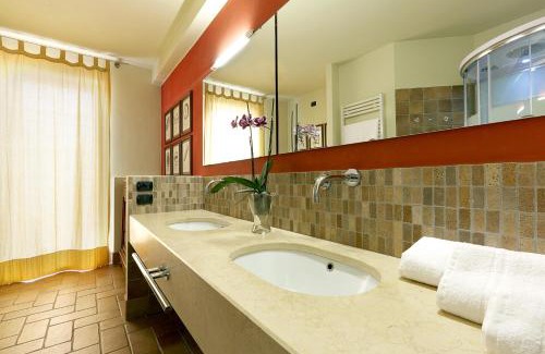 San Michele House | Residenza Montebello