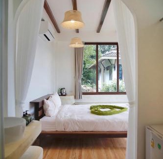 Bang Bao Bay Resort | Resolution Resort
