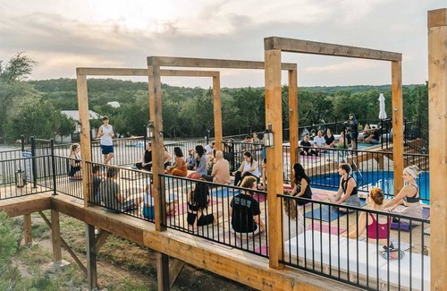 Dripping Springs Resort | Resort ∙ 10 bedrooms ∙ 29 guests