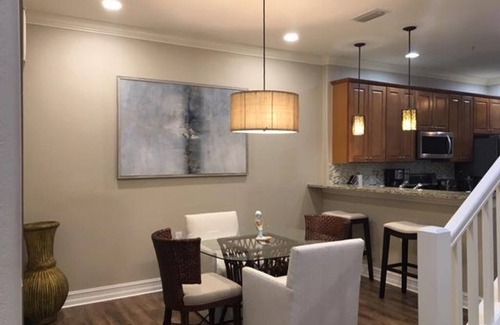 Ole Condo | Resort - Casita in a Quiet Location Luxury Flooring ,Furniture, Covered Lanai!