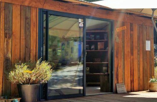 Gravieres Resort | Resort