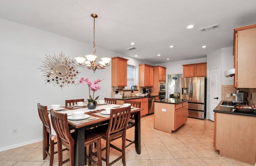 Missouri City House | Resort Style Home with Heated Pool Houston Texas