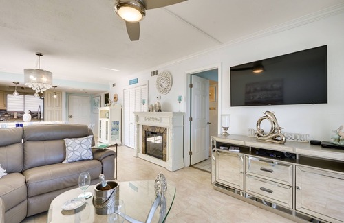 Hudson Condo | Resort-Style Hudson Condo - Spacious Private Patio