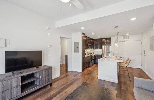 Marble Falls Apartment | Resort Style - mins from hospital - w/pool & gym