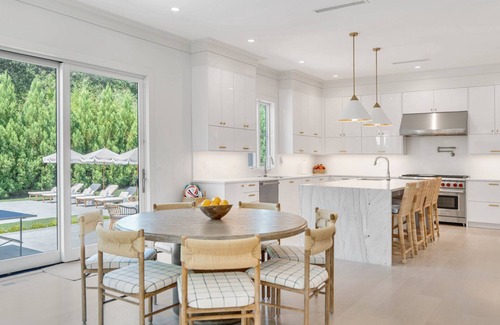 Shinnecock Hills House | Resort-Style Southampton Escape with Pool, Spa & Tennis, Moments to Beaches