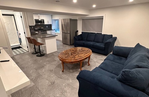 Delta Apartment | RESORT TYPE 2 BED 2 BATH SUITE IN A VERY LARGE HOME IN DELTA, BC