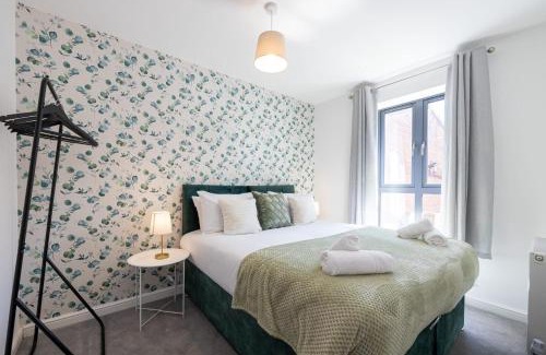 Failsworth House | Rest&Recharge at Brookdale House (5 Bedrooms, 15mins to City Centre, Free Parking)