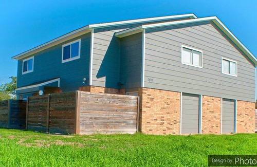 Southwood Valley Apartment | Rest & Relaxation, No Check-out Tasks! (B)