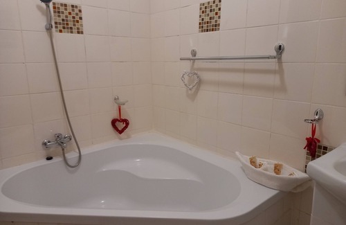 Palapye Bed & Breakfast | Rest Shade Bed And Breakfast