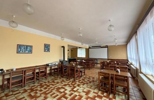 Hrimezdice House | Restaurace a penzion U Jezírka