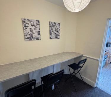 Tilbury House | Restful 3-Bed Retreat Tilbury