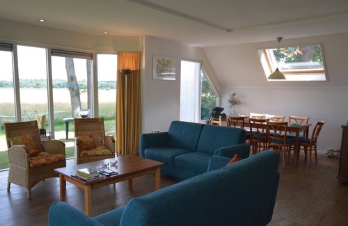 Lemele House | Restful Holiday Home in Lemele with a Spacious Garden