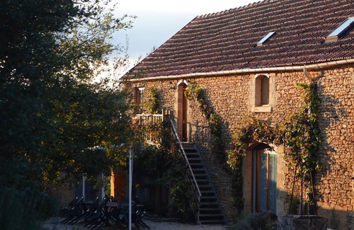 Saint-Amand-de-Coly Cottage | Restored farmhouse from the 17th century with swimming pool and beautiful views