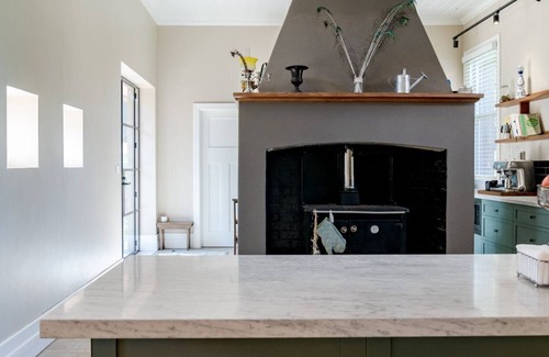 Mansfield House | Restored Luxury Historic Glenroy Homestead