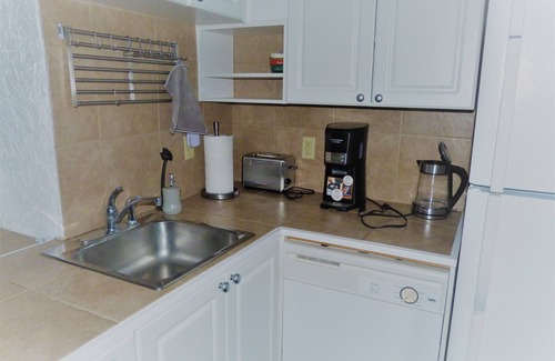 Winnipeg Apartment | Retraite Saint Boniface/St. Boniface Retreat