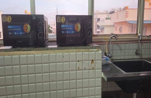 Electronics City Apartment | Retreat 3 Rooms Near Electronic City
