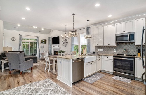 North Myrtle Beach House | Retreat #5228 -Rare Gem in Barefoot Resort! Private Pool & Hot Tub!