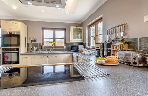Ystrad Meurig House | Retreat at Bryn Bach