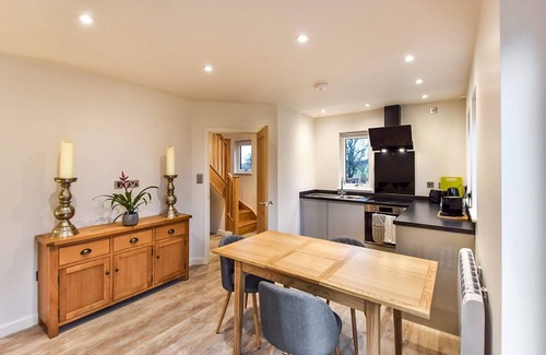 Stevenage House | Retreat by the Mill - perfect for a relaxing getaway (Pet-Friendly)