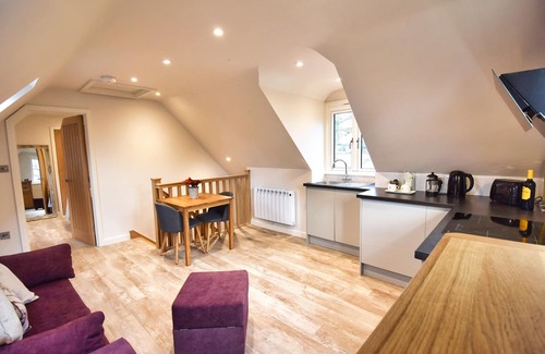 Stevenage House | Retreat by the Mill - perfect for a relaxing getaway (Pet-Friendly)