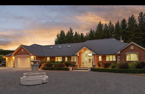 West Melton Other | Retreat in Secluded Farm House with Private Pool and Spa
