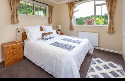 West Melton Other | Retreat in Secluded Farm House with Private Pool and Spa