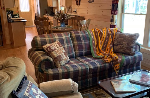 Saluda House | Retreat Log Cabin in Saluda, NC
