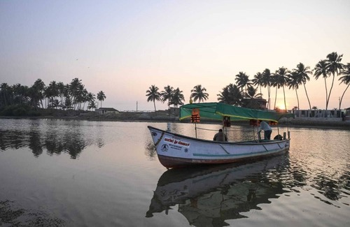 Udupi Cottage | Reunion Ocean Tides- Room111 - Beach Cottages