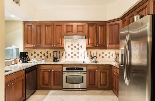 Reunion Apartment | Reunion Resort & Golf Club