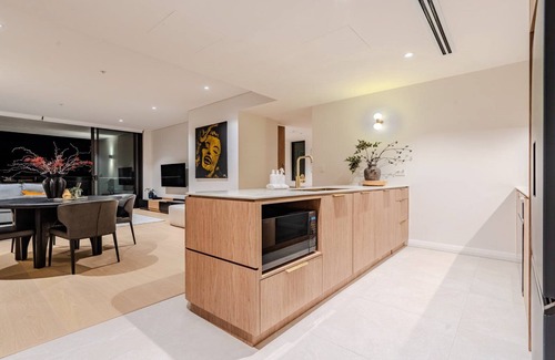 Macmasters Beach Apartment | REVE 505 - A STYLISH COASTAL GETAWAY IN THE HEART OF AVOCA BEACH