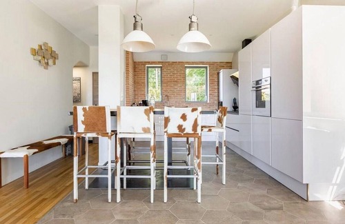 Vichy Cottage | Revel in Vichy: Private Pool, Spacious 5-Bedroom Home, BBQ & Garden Retreat