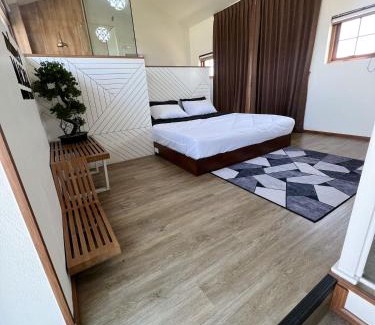 San Phak Wan Apartment | REYN.NE' DUPLEX SUITE