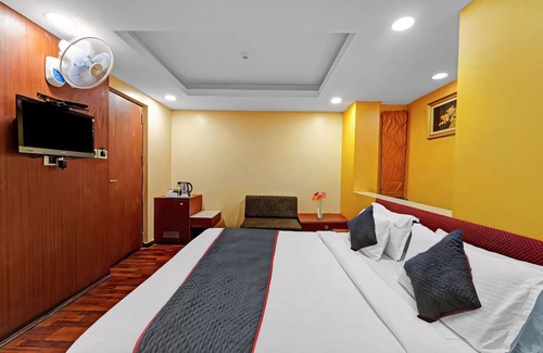 Royapettah Hotel | RG Suites Odin