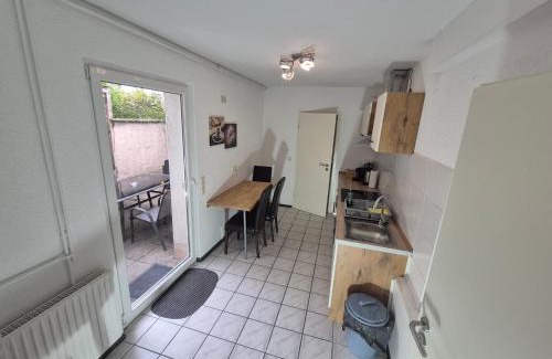 Weisenau Apartment | Rheinblick 3-Zimmer Apartment