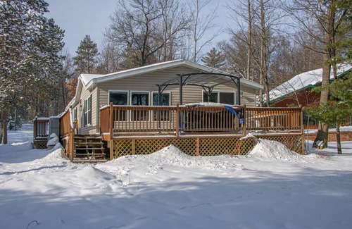 Rhinelander Cottage | Rhinelander Home on Wisconsin River- Dog Friendly and family Friendly!