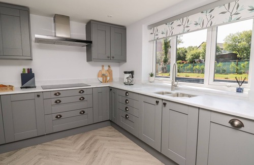 Devils Bridge Cottage | RHIWMYNACH, family friendly, country holiday cottage in Aberystwyth