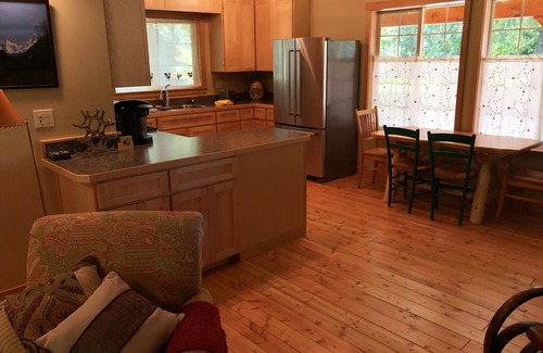 Marblemount House | Rhody House: North Cascades Comfort in the Woods