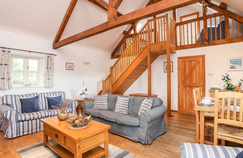 Rhoscolyn House | Rhyd Y Bont Bach