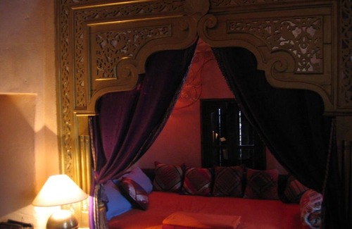 Tozeur House | Riad Dar El Caid. Palais Siecle XIVAt the heart of the city