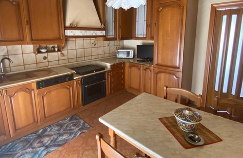 Fogliano Marina Apartment | Riccione Alba, Vicino al Mare Affittasi Appartamento Estivo :