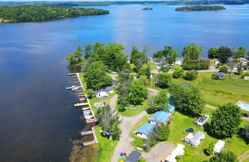 Roseneath Cottage | Rice lake 3 bedrooms waterfront cottage