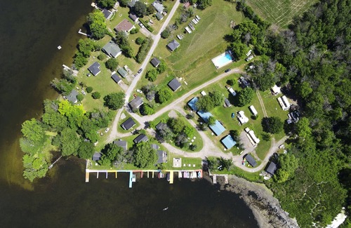 Roseneath Cottage | Rice lake 3 bedrooms waterfront cottage