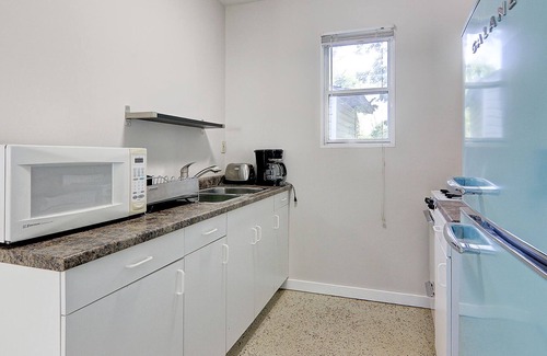 Roseneath Cottage | Rice lake 4 bedrooms waterfront cottage