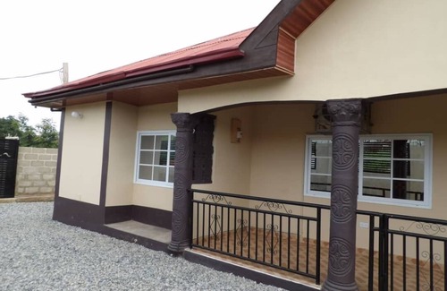 Cape Coast House | RichCoast HideOut is a 4 bedroom with En-suites bathrooms Property in Amoyaw