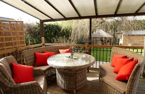 Romsey House | Richmond Lane Guest House - AA Accredited