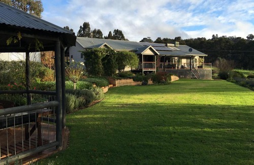 Bridgetown Bed & Breakfast | Rickaty on Blackwood