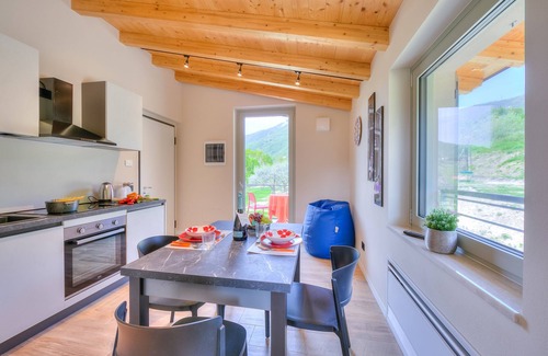 Roe Volciano Apartment | Ricomilla-Ulivo -Balcony, Garden & Privat, Roè Volciano, Italy